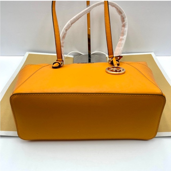 Michael Kors Large Charlotte Tote Bag Cider Color - Picture 11 of 11